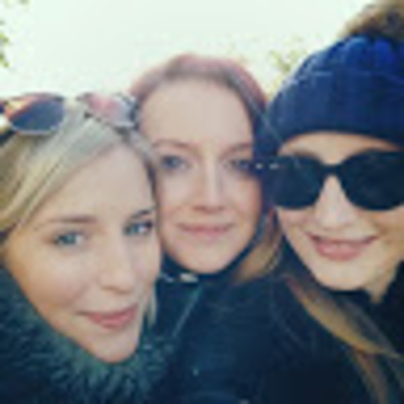 Meet your Posher, Lizzie - Picture 1 of 1